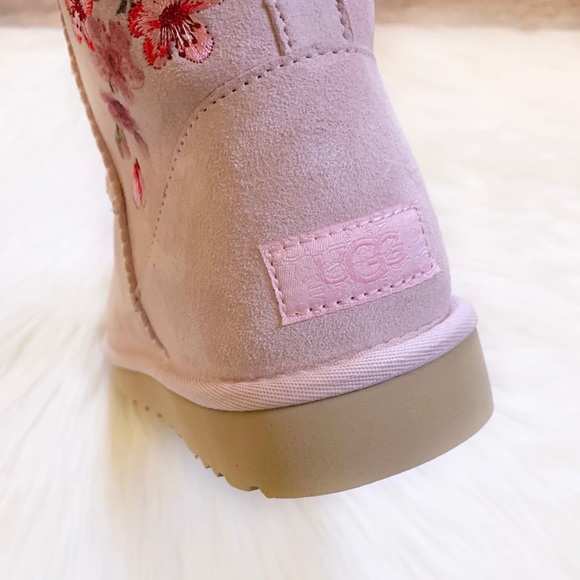 UGG Classic Mini Blossom Boots In Seashell Pink - Picture 5 of 10